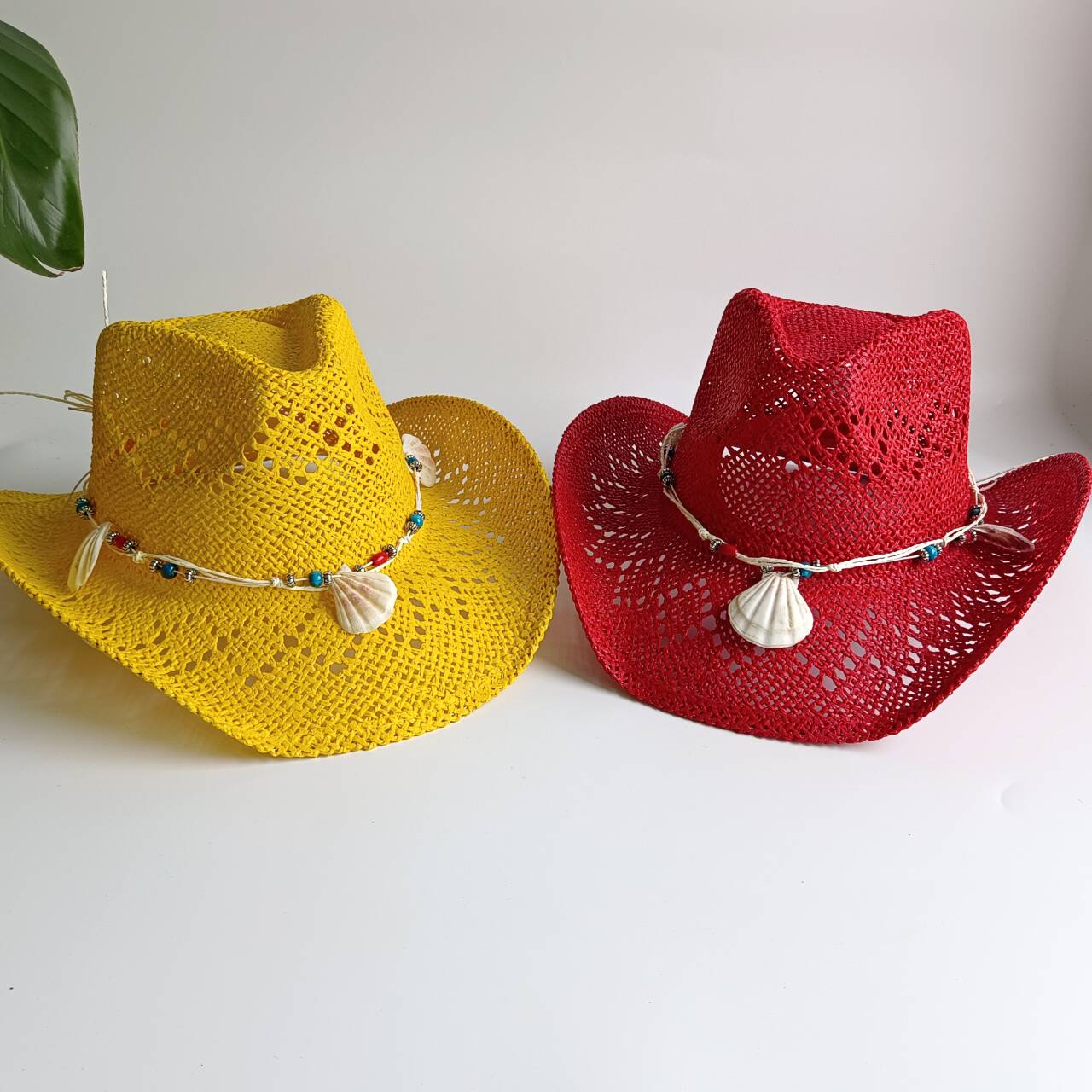 Cowboy Hat Straw - 明るい黄色のカウボーイ麦わら帽子ビーチ女性男性シェルとパールアクセサリーアウトウエスタンワイドブリムサンハットソンブレロ
